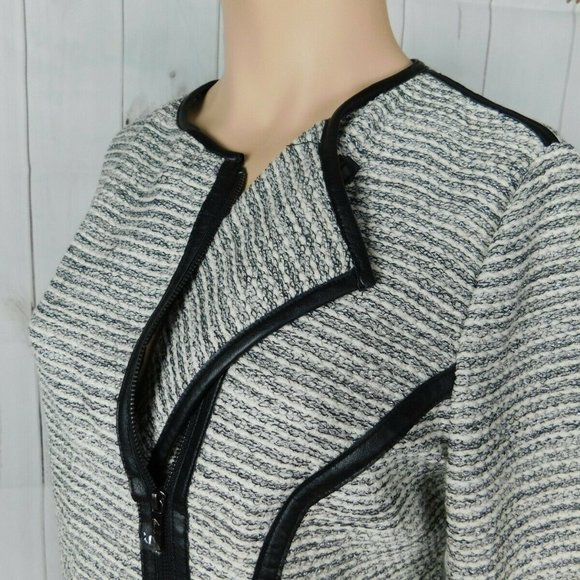 NWT - Lane Bryant Black White Silver Knit Boucle Asymmetric Zip Moto Jacket - 14 - Picture 5 of 7